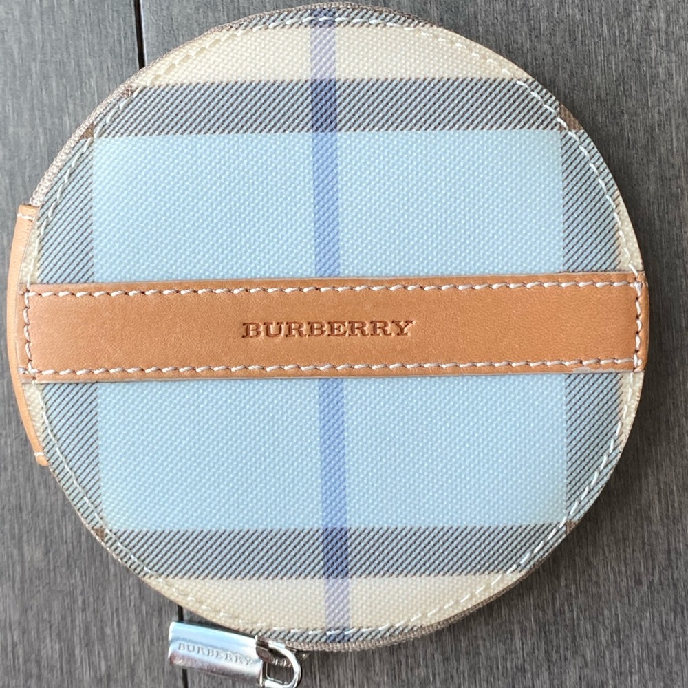 Burberry coin purse